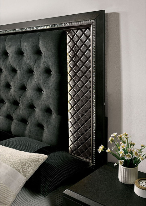Demetria - Queen Bed - Metallic Gray