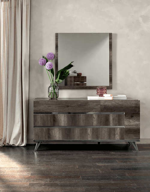 Medea Bedroom Set Collection in Oak
