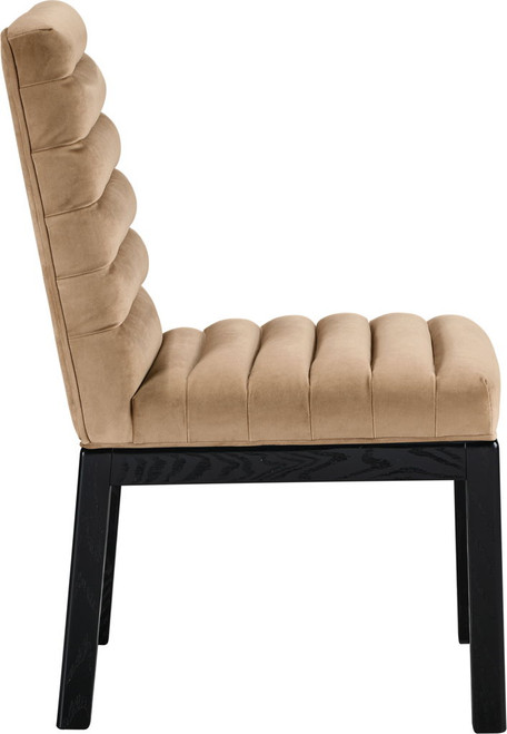 Evelyn - Dining Chair With Black Legs