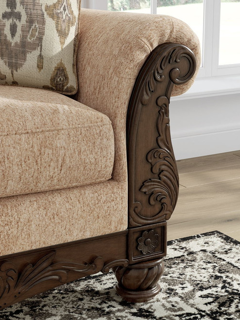 Chelsworth - Golden - Loveseat