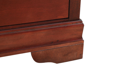 Traditional Style Storage Chest - Cherry