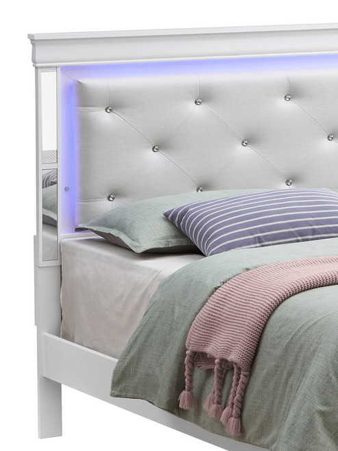 King Elegant Bed - Silver Champagne