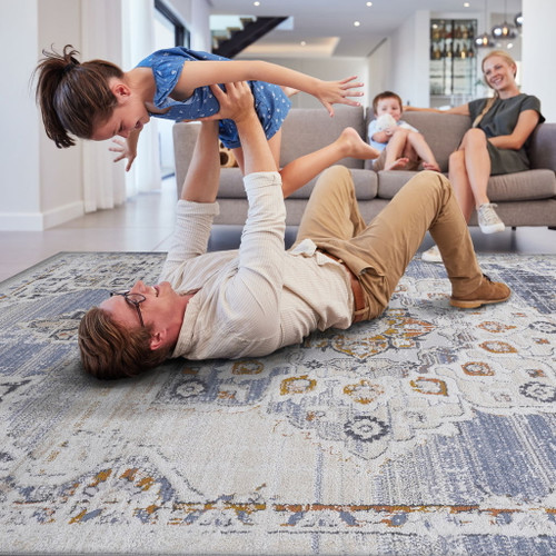 Payas - 2' X 3' Medallion Area Rug - Cream / Gold