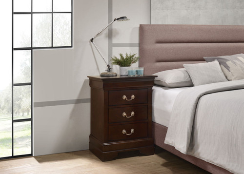 Louis Phillipe - 3 Drawer Nightstand - Cappuccino