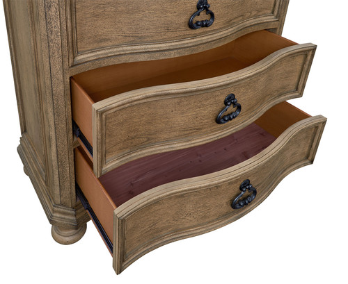 B00216 Chest