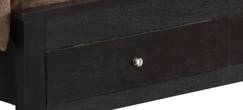 Elegant Storage Bed For Cozy Spaces