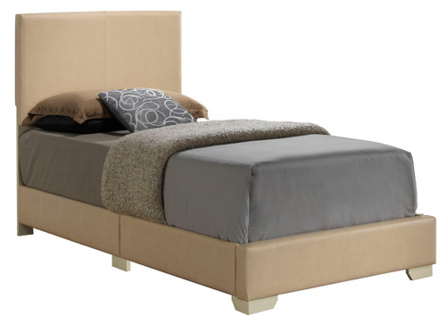 Elegant Platform Bed For Relaxed Spaces
