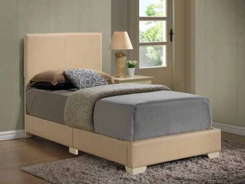 Elegant Platform Bed For Relaxed Spaces