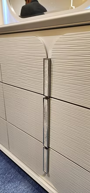 Amara Bedroom Set in Pearl White