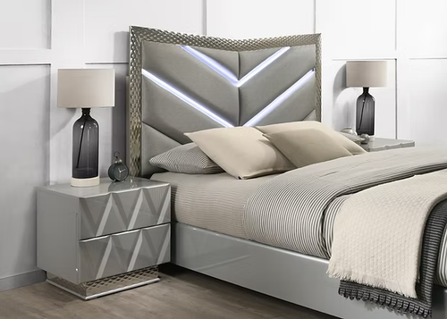 Vera Bedroom Set in Gray