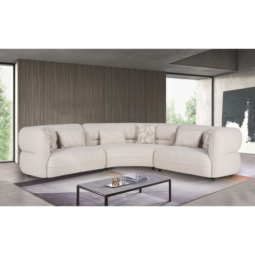 Four Seasons - RHF Loveseat With 2 Pillows - Camel