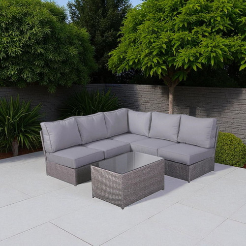 Comfortable Modern Patio Rattan Sectional Set With Cushions
