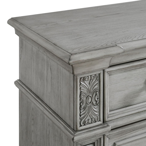 Glenmore - 8-Drawer Dresser