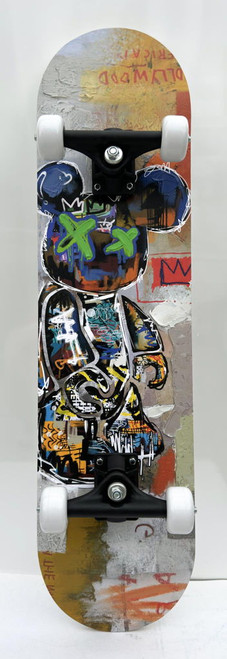 Skateboard - Graffiti Bear White - Gray Skateboard - Graffiti Bear White - Gray
