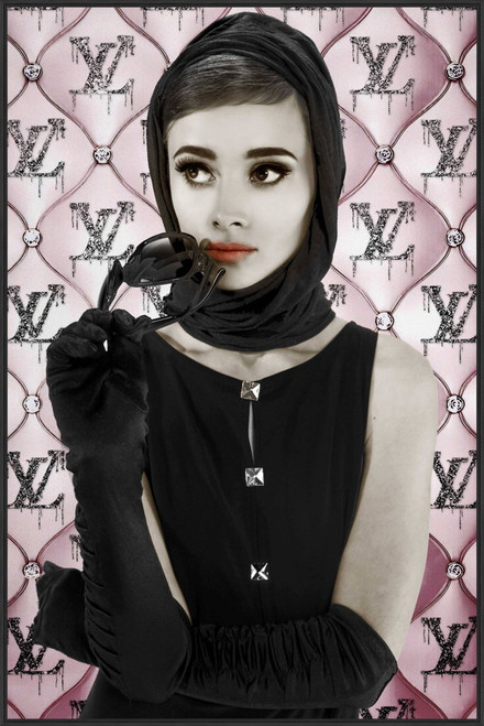 Chic Noir Gaze - 32" x 48" Framed Wall Art