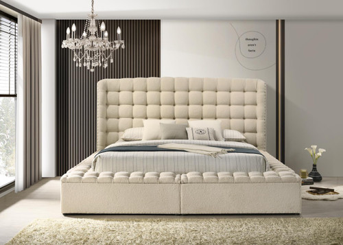 Versilia Storage Bed in Boucle
