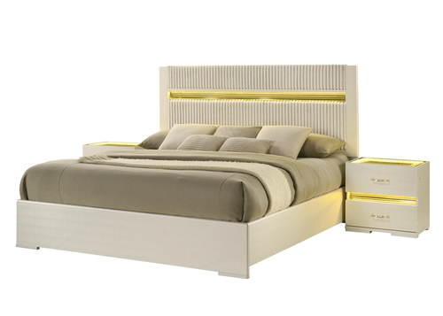 Brillia Bedroom Set in Ivory