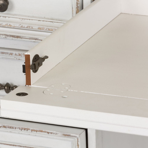 Magnolia Manor - Credenza