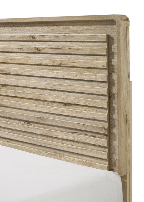 Dawson - Queen 5 Piece Bedroom Set - Light Brown