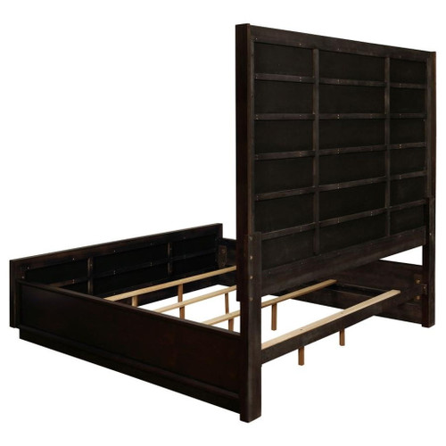 Durango - Wood California King Panel Bed - Smoked Peppercorn