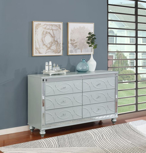 Gunnison - 6-Drawer Dresser - Silver Metallic