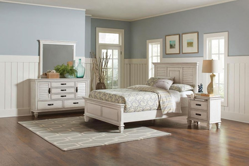Franco - 4 Piece Eastern King Bedroom Set - Distressed White