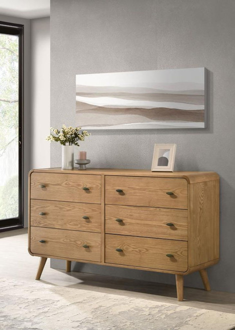 Robyn - 6-Drawer Bedroom Dresser - Light Ash