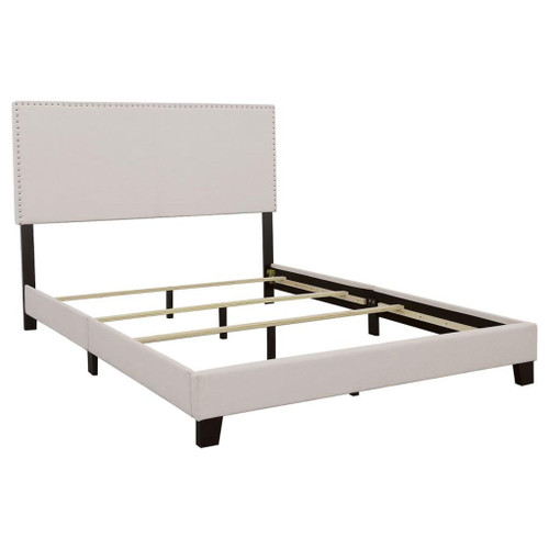 Boyd - Upholstered Full Panel Bed - Ivory