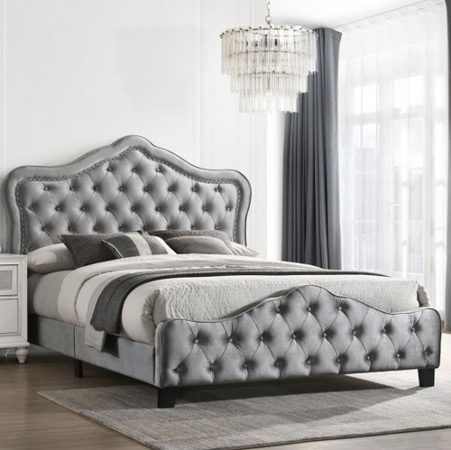 Bella - Upholstered California King Panel Bed - Gray