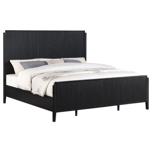 Brookmead - Wood Queen Panel Bed - Black