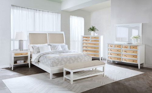 Bexhill - 5 Piece California King Bedroom Set - White