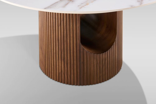 Jorri Dining Room Set in Walnut