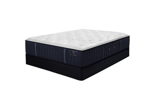 Stearns & Foster States Queen size Luxury Firm Mattress - ON CLEARANCE - SOLD AS IS