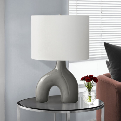 Contemporary Table Lamp With Shade