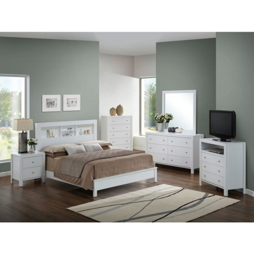 Bed With Transitional Design Stylish