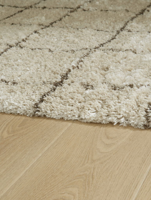 Wrenlow - Rug On Clearance