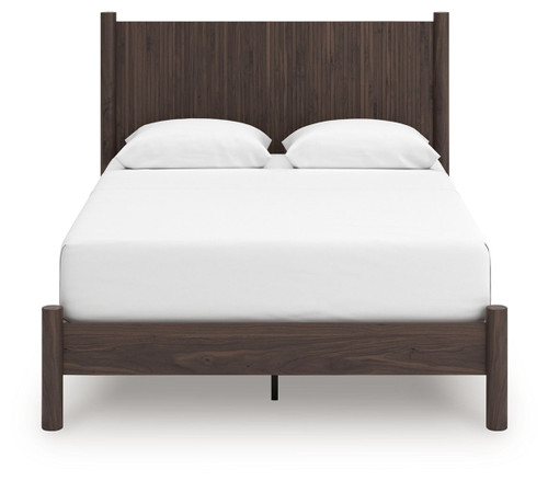 Pamytta - Panel Platform Bedroom Set