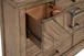 B00775 Dresser