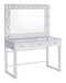 Umbridge - 3-Drawer Vanity Set With Lighting - Chrome And White