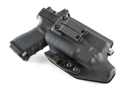 SIG Sauer SP2022 IWB Holster — muzzle and sweat-guard detail