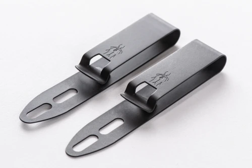 HLR discreet IWB holster clip — detail / close-up