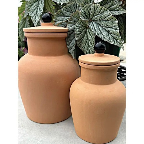 Ollas terracotta watering pots with lids