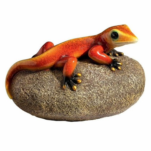 Show Your True Colors Gecko Statue