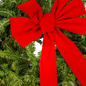 22' Holiday Wreath with Bow Close-Up