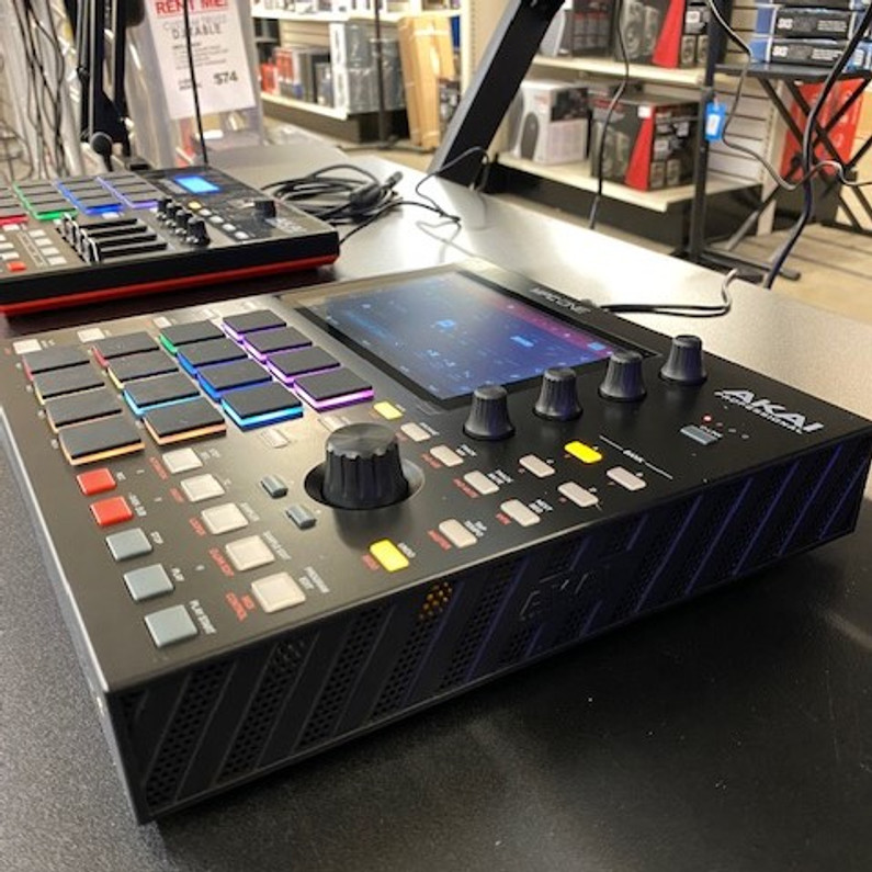 Attention! The AKAI MPC ONE is here! - EMI Audio