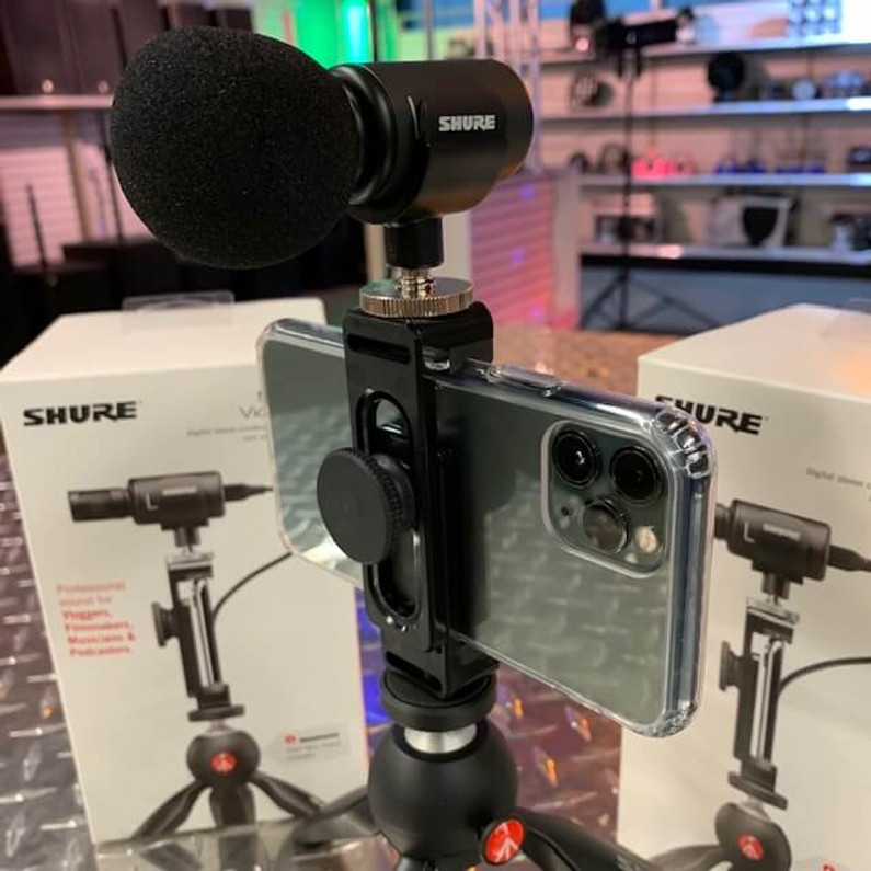 SHURE MV88 Video Kit- Pro Sound for Vloggers, Filmakers, Podcasters & Musicians