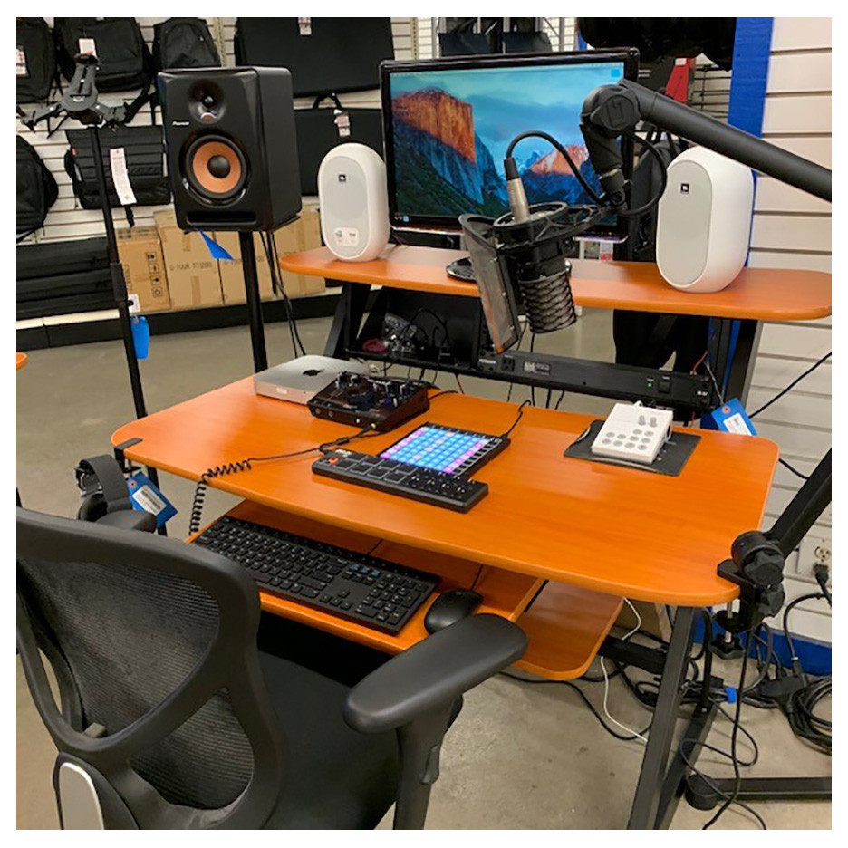 YORKVILLE SD1 Large Studio Desk / Workstation Woodgrain finish EMI