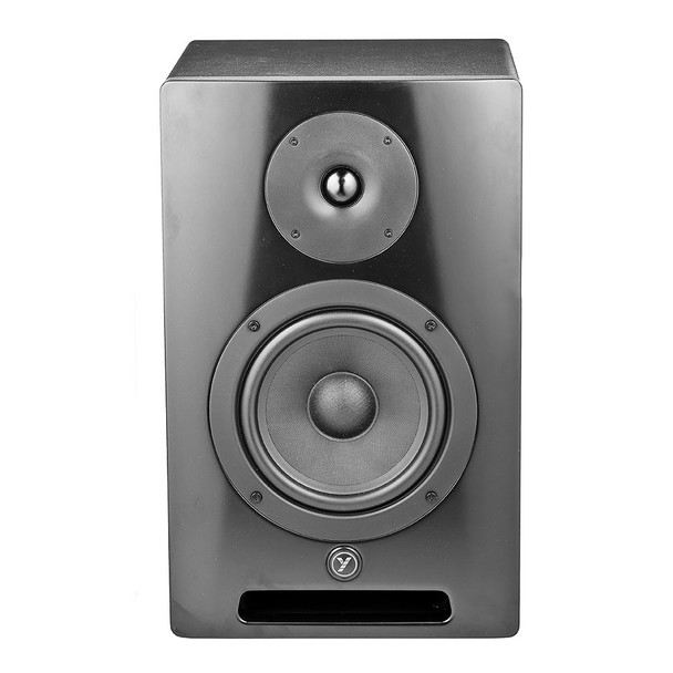 YORKVILLE YSM6 Studio Monitor Series 68 Watt powered 6.5" Speaker front view