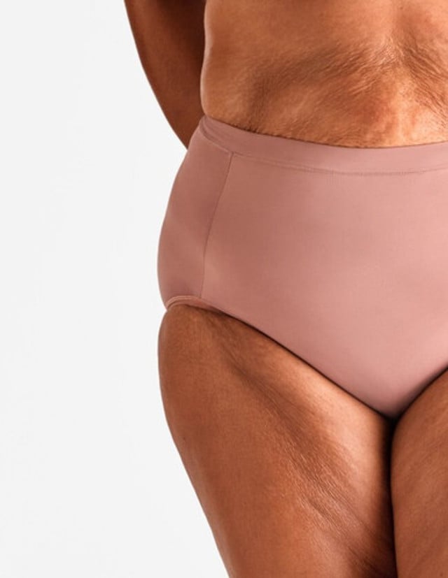 Skin Tightening Thighs Front product image