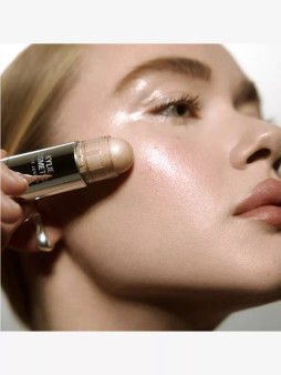 Kylie Cosmetics Dewy Balm Stick